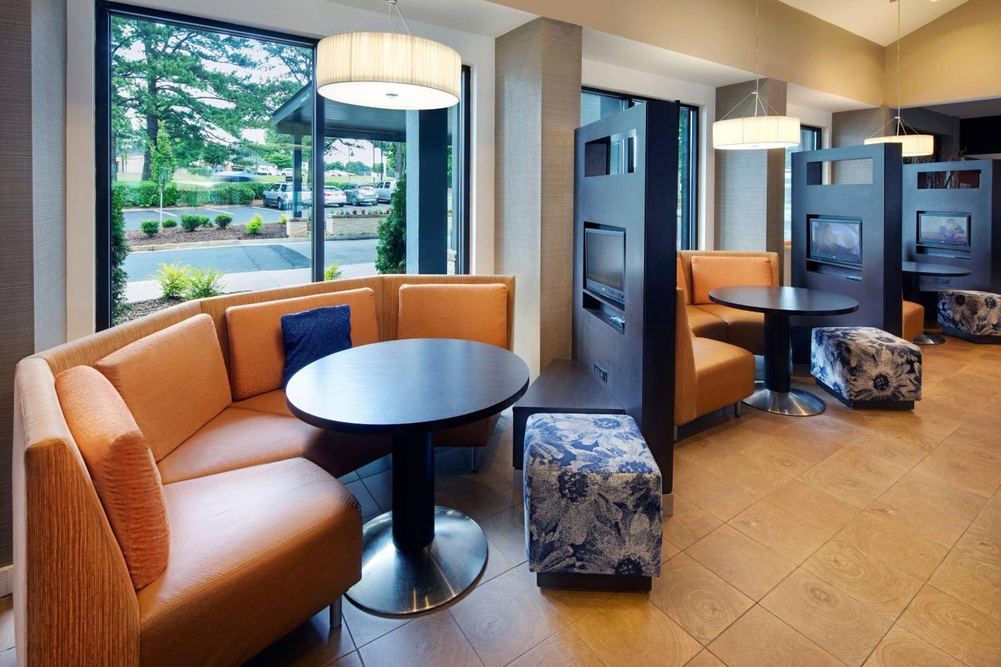 Courtyard Atlanta Norcross/Peachtree Corners Hotel Exterior foto